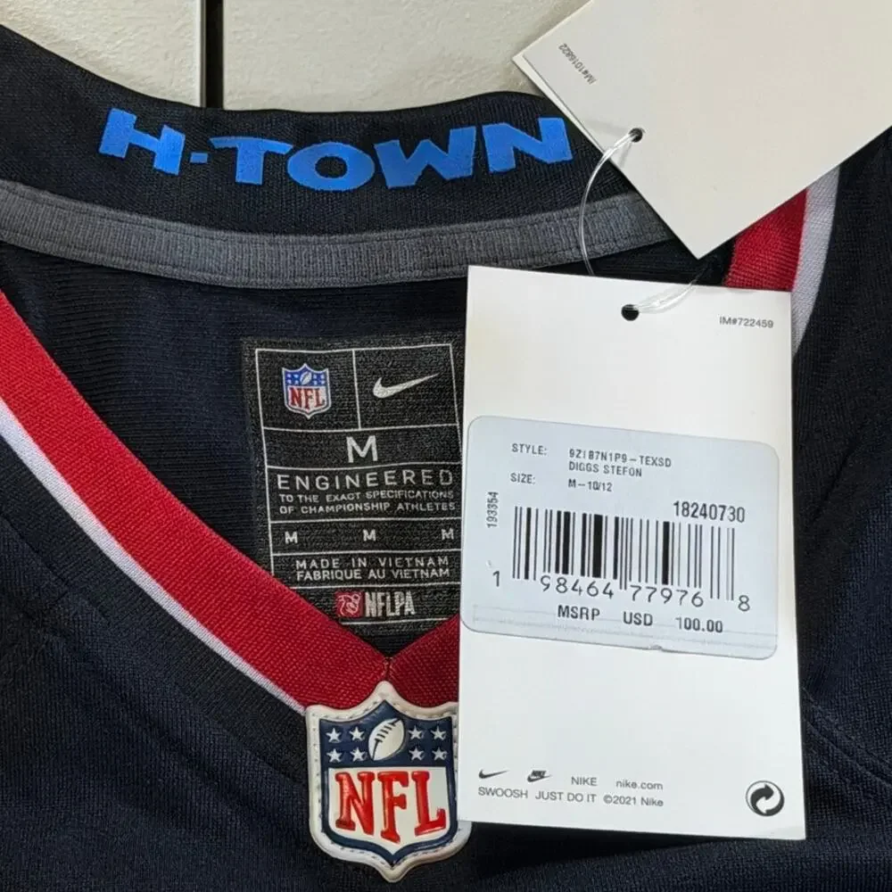 Nike youth medium